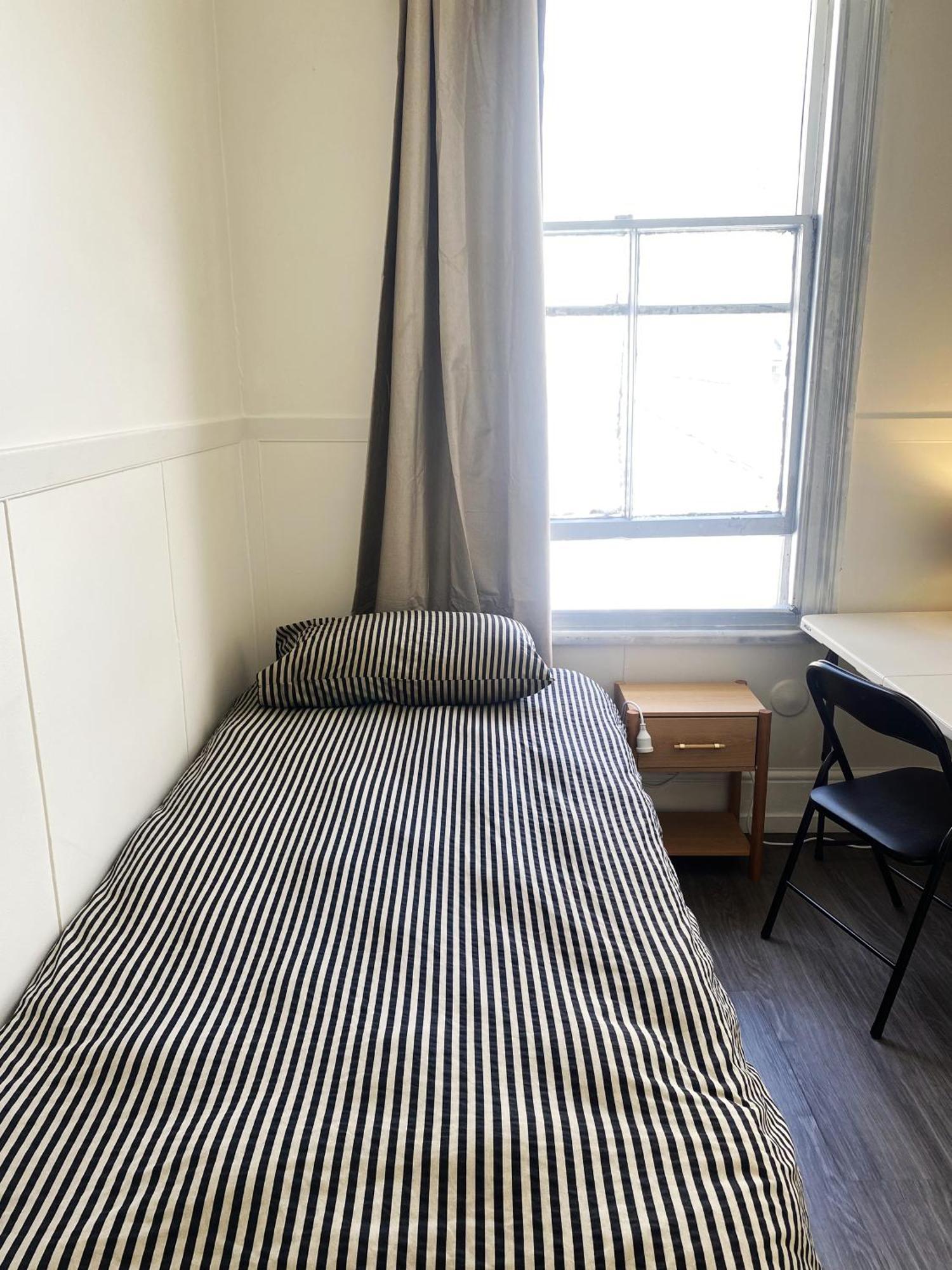 215 Edinburgh Castle Hostel Auckland Buitenkant foto